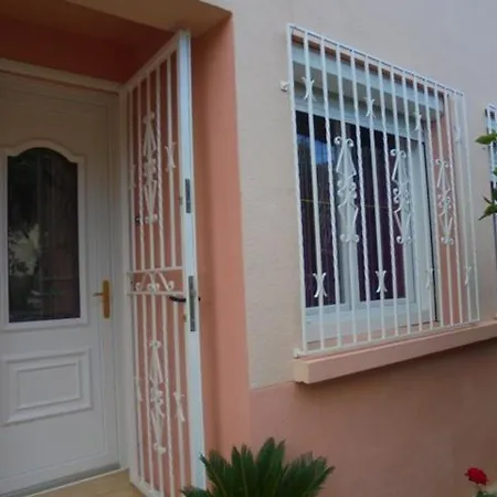 Chambre Confortable,Gare, Clim, Parking, Pt Dejeuner,Wifi Perpignan Exterior photo