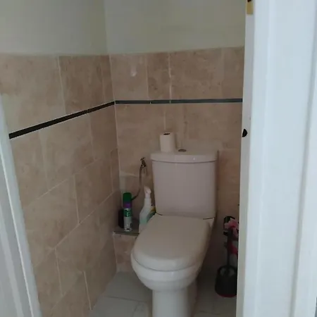 Chambre Confortable,Gare, Clim, Parking, Pt Dejeuner,Wifi Perpignan Exterior photo