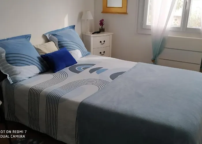 Chambre Confortable,Gare, Clim, Parking, Pt Dejeuner,Wifi
